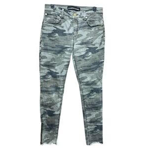 Express Jeans Womens Size 4R Mid Rise Ankle Legging Camo Zip Ankle Raw Hem